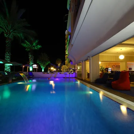 Acem Hotel 2*