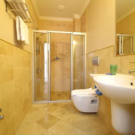 Acem Hotel 2*