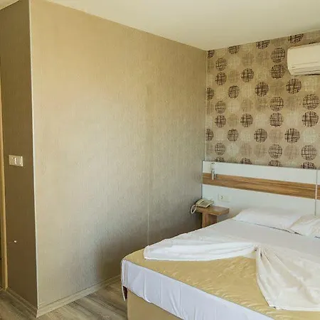 Acem Hotel