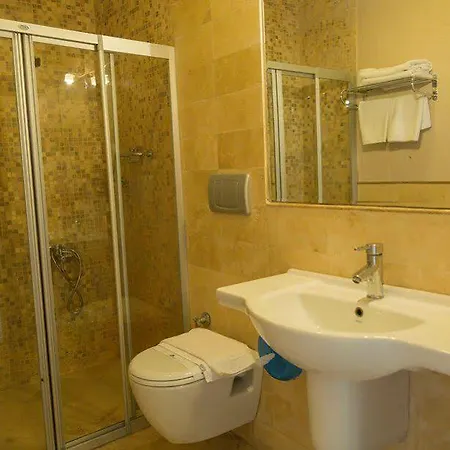 Hotel Acem 2*